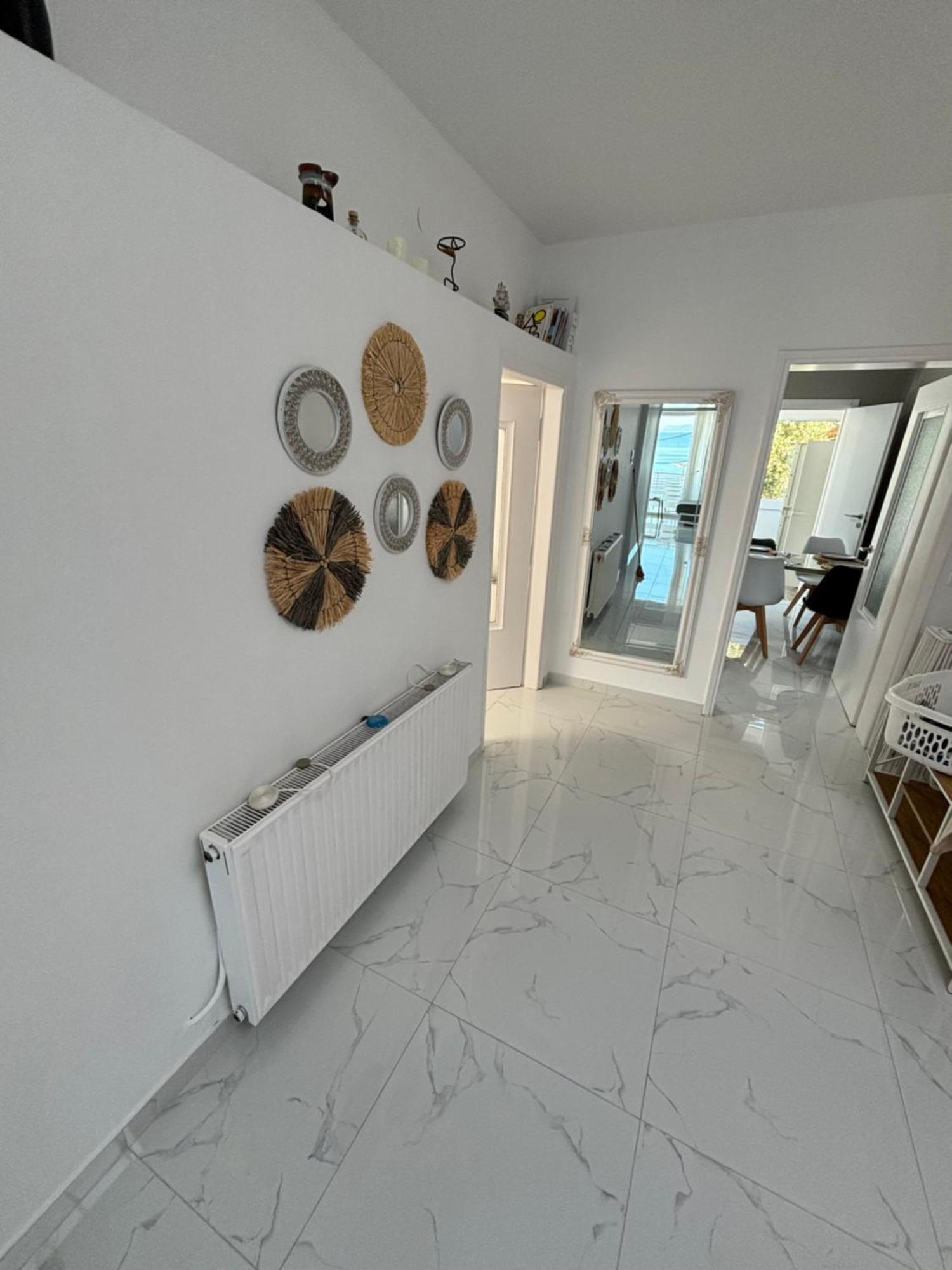 Candi Central Apartments ネオス・マルマラス エクステリア 写真